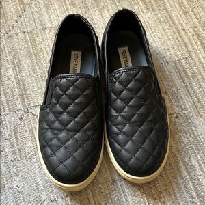 Steve Madden Black Quilted Sneakers 8.5